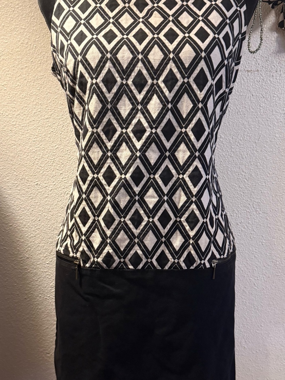 Worthington Geometric Diamond Print Sleeveless Shift Dress •Size 8•